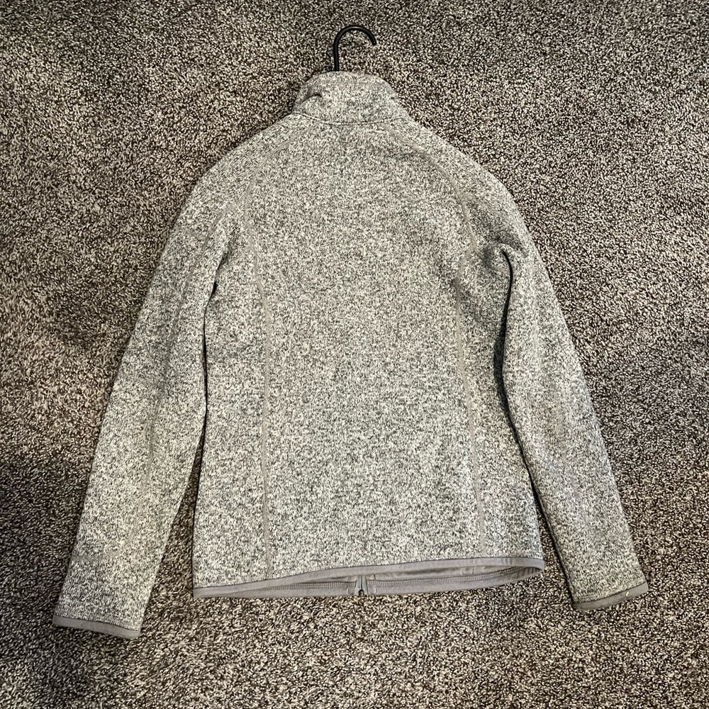 Classic Patagonia zip up jacket - Picture 2 of 3
